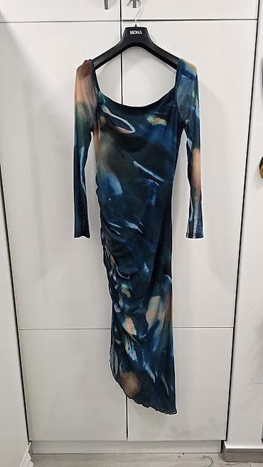 Men's Clothing: Haljina sa apstraktnim printom - Model: uska haljina sa asimetričnim — 3