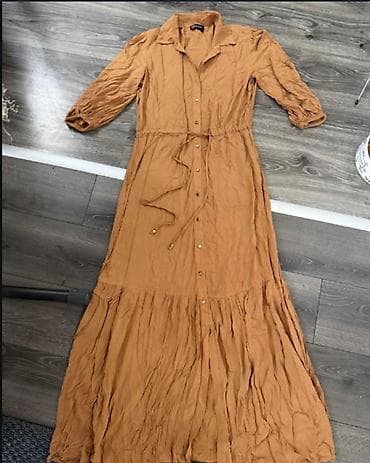 haljina od vise: Tiffani maxi haljina/košulja od 100% viskoze, naznačene L veličine — 1