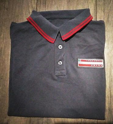 RASPRODAJA PRADA zenska majca, bez mane. Vel. M. Made in Italy na lalafo.rs RASPRODAJA PRADA zenska majca, bez mane. Vel. M. Made in Italy