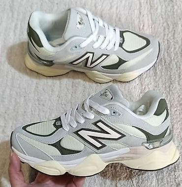 Women's Footwear: Novo Novo
36-41 
Svetli znak na blic
Siven znak 
Cena 3900🍀
PR🍀 — 1