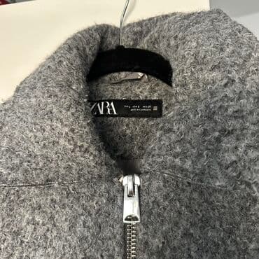 ZARA ženska kratka jakna od bukle tkanine - Brend: ZARA - Veličina — 2