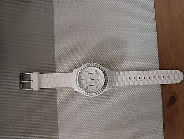 bunda s: Na prodaju sat Michael Kors — 2