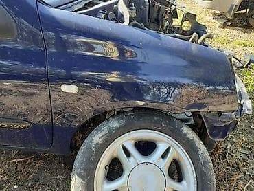 DESNO KRILO CLIO 2 ZA RENAULT CLIO