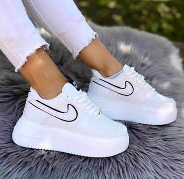 Ženska obuća: Nike, 36, bоја - Bela — 1