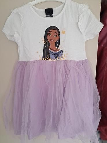 Dečija haljina sa Disney licencom - Gornji deo: mekana bela majica sa