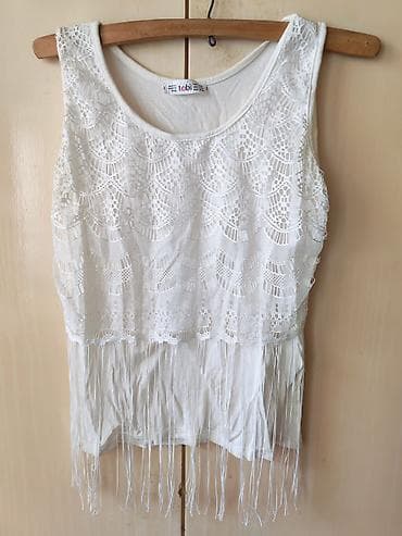 Beli ženski top bez rukava sa čipkom i resama – brend Tobi. - Kroj na lalafo.rs Beli ženski top bez rukava sa čipkom i resama – brend Tobi. - Kroj