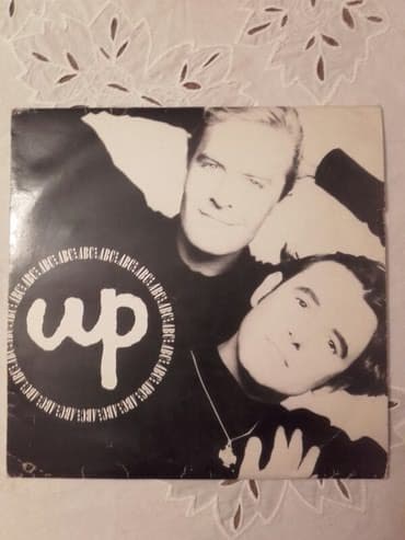 Gramofonske ploce velike, strani izvodjaci.
Dogovor na lalafo.rs Gramofonske ploce velike, strani izvodjaci.
Dogovor