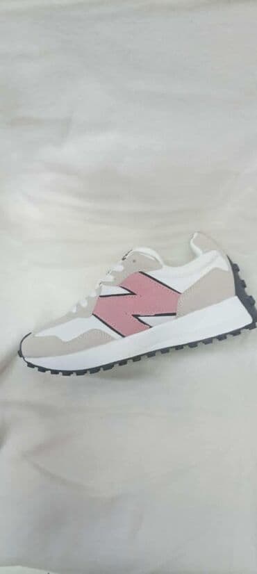 Ženska odeća: New Balance, bоја - Šareno — 1