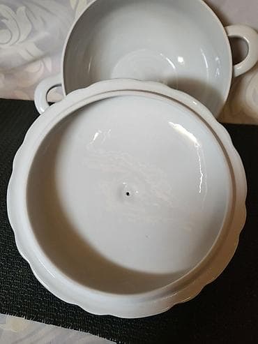 vasa antikviteti: Corbaluk nov 1968 do 1987god.Kahla porcelan Nemacka. Pefektan — 7