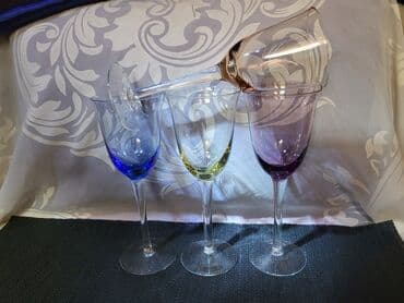 swarovski case za vino cena: Case duvano staklo za vino iz 80ih. Case za vino u 4 boje,perfektne — 1