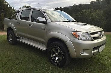 otkup automobila nis: TOYOTA HILUX 2008. GOD. - KOMPLETAN AUTO U DELOVIMA | — 2