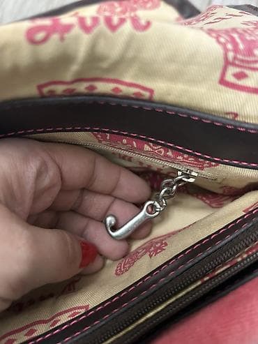 torba za bebine stvari dm: Juicy Couture torba preko ramena – „Juicy Girls Club” - Model — 5