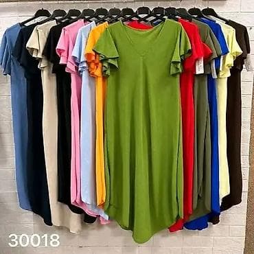 crvena perika: Ženska plus size haljina – model 30018 - Kroj: opušten A‑kroj, blago — 3