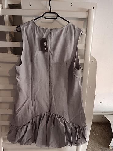 crane patike: Sivo bezrukavno haljina – Boohoo vel 46 - Brend: Boohoo (etiketa — 2
