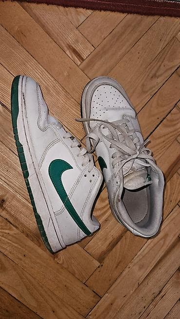 Kancelarijski nameštaj: Nike dunk low u veličini 44.Dužina gazišta 28cm Kupljene u N sportu — 4