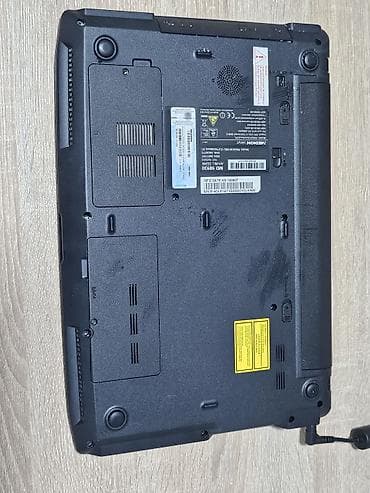 inspiron 1545: Medion Akoya laptop – srebrno-kućište sa sportskim dizajnom - — 6