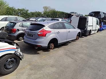 polovni kombi: KOMPRESORI KLIME SVI MODELI ZA FORD B-MAX, C-MAX, ESCORT . OD 2000 — 4