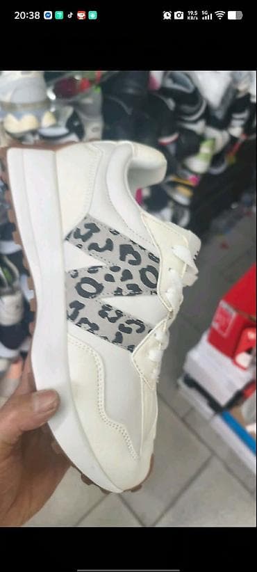 patike 4us: 36-41 3300 — 2