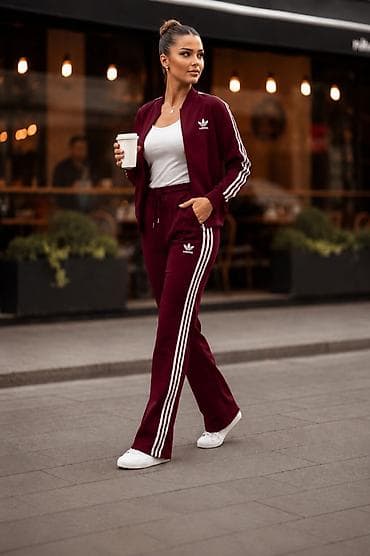zenske plisane trenerke prodaja: Zenske trenerke 
S m l xl 2xl 
3599 din — 5