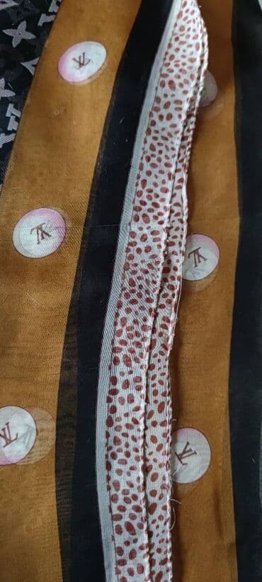 Women's Pants, Jeans, Shorts: Louis Vuitton ešarpa.  Louis Vuitton, ešarpa. dobija se i kutija — 5