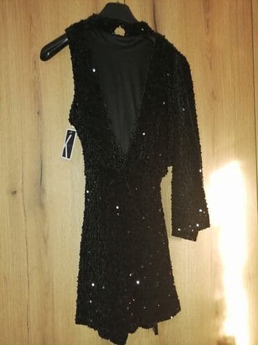 Blazers: Haljina nova sa etiketom. Mekana i sjackava novogodišnja. Jedno rame — 2