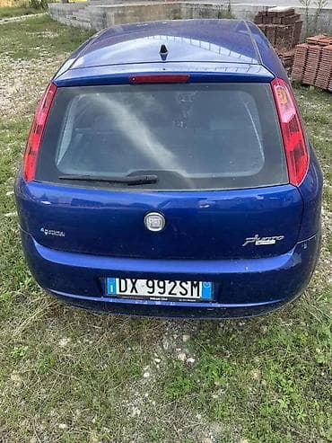 bure za benzin: FIAT GRANDE PUNTO BRANIK FAR STOP HAUBA KRILO VRATA | Fiat grande — 2