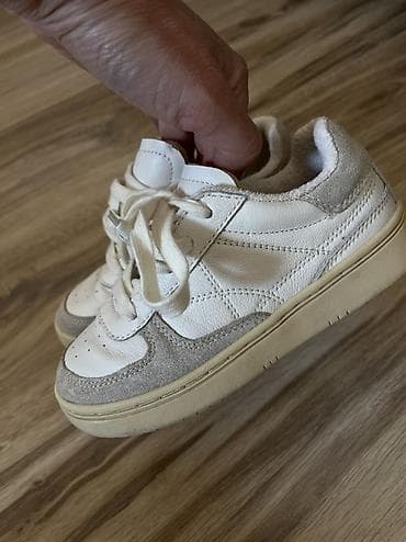 haljine prodaja: Dečije kožne patike Zara – niske, šniranje na pertle. - Boja: bela — 2