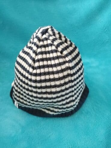 odelo deda mraza za bebe: Kapa za dečake 
Veličina 6 god
Cena 180 din — 3