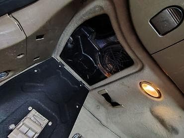 Audio oprema za auto: Alfa Romeo 159 bose ozvučenje — 5