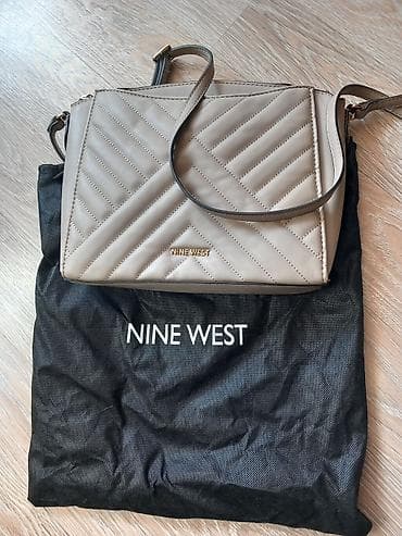 futrole za pasos: Nine West bukvalno nova torba prelep model,aktuelne boje,dimenzija — 1
