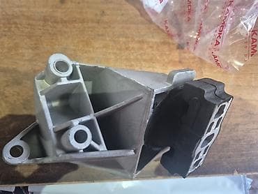 mercedes viano: Nosač motora Reno Twingo 1 (gornji/desni) – aluminijumsko kućište sa — 2