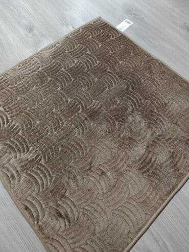 lusteri sa tri kugle: Ne klizajuci plisani flekeri. Idealni za odrzavanje. Set sadrzi tri — 5