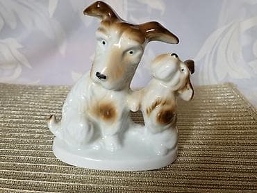 Nova figura pasa 1951 do 1974g.Lippelsdorf GDR. Nova porcelanska na lalafo.rs Nova figura pasa 1951 do 1974g.Lippelsdorf GDR. Nova porcelanska