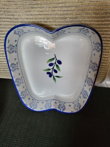 vatrostalne posude sa poklopcem akcija: Posuda nova,vintaz porcelanska sa korpom. Nova posuda univerzalna,sve — 8