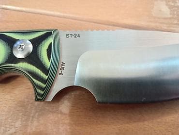 ski odela za decu: Fiksni nož - Oštrica: široka drop-point forma sa sekundarnim usekom — 8