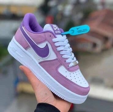 mercurial patike: Nike air force patike

Novo
Brojevi 36 do 40

fb Moja Kupovina 1 — 2