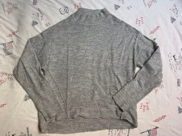 Women's Clothing: Siva rolka, ne ide uz telo nego samo pada, veličina L, prijatna za — 1
