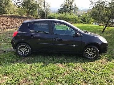 lazni alarm za auto: RENAULT CLIO 1.5DCI 2009. GOD. - KOMPLETAN AUTO U DELOVIMA — 5