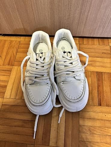 new balance 550 bele: Bele patike – broj 37 - Model: niske sportske patike, klasičan — 2