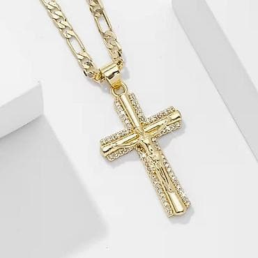 srebrne ogrlice sa imenom cena: ⚡Lanac od hirurškog čelika⚡
✨Srebrna i zlatna boja
💸2.000din — 7