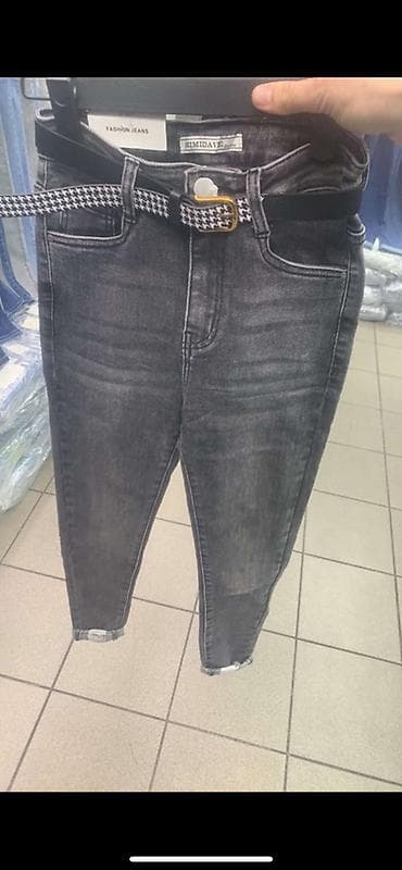 Muška odeća: Ženske farmerke – više modela - Dizajn: klasični denim u nekoliko — 2