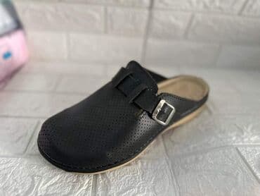 crocs zenske klompe: 41-45
1500din — 1