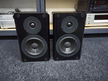 Foto i video kamere: Yamaha NX-E 100 Type: 2 way, 2 driver loudspeaker system Frequency — 4