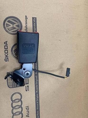 adapter za sipanje goriva: KOPČA POJASA ZA VOLKSWAGEN UP! - 1S857739 A | Kopča pojasa zadnjeg — 2