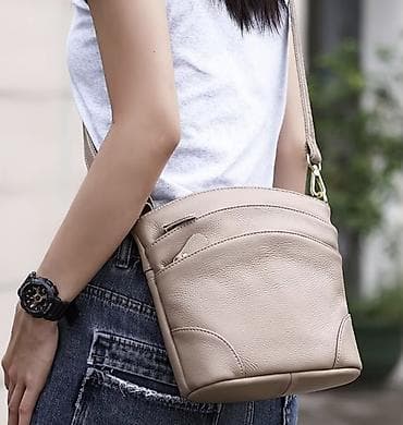 pandora privesci cena: Ženska kožna crossbody torba – taupe/neutralna nijansa - Materijal — 4