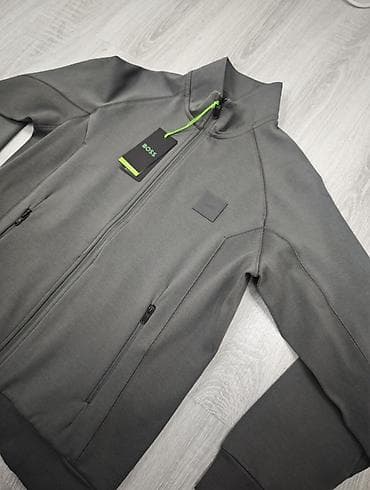 plisirani komplet: Trenerka Boss, bоја - Siva — 2