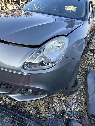 FAR BRANIK KRILO VRATA ENTERIJER I SVE ZA ALFA DJULIJETU | Far na lalafo.rs FAR BRANIK KRILO VRATA ENTERIJER I SVE ZA ALFA DJULIJETU | Far