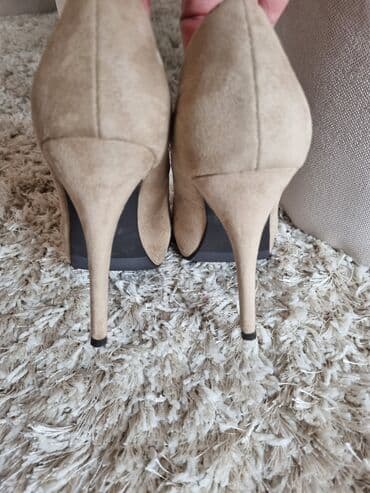 srebrne cipele: Salonke, Bata, 37 — 6