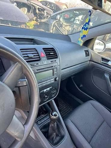 auto sa 6 sedista: SEDIŠTA ZA VOLKSWAGEN GOLF 5 | Sedišta za VW Golf 5, 1.6 benzin — 5