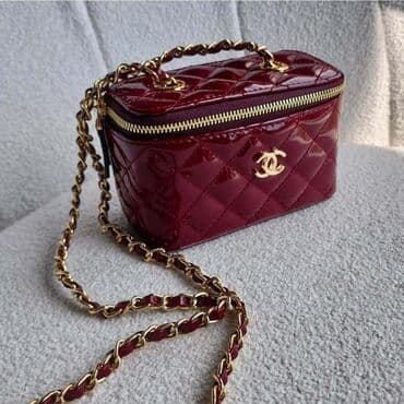 torbica jednorog: Elegantna torbica, Chanel, Materijal: Lakovana koža — 2